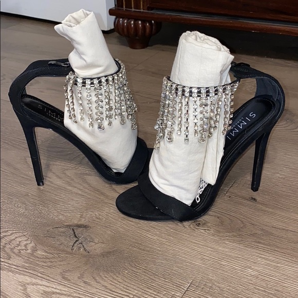 Black Heels with Dangling crystals on ankle Size 7 - Picture 2 of 7
